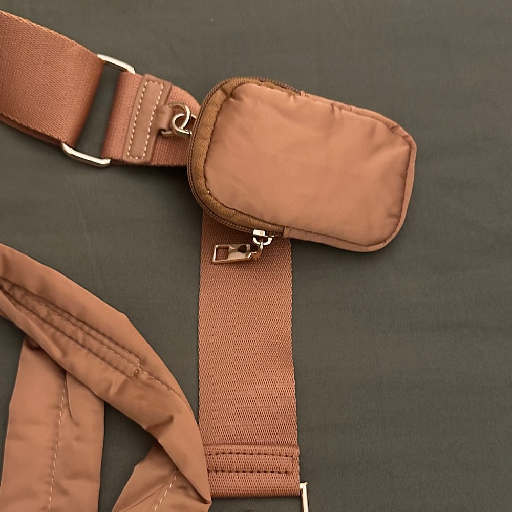 Ahdorned Quilted Tan Tote Bag Set - Picture 3 of 12